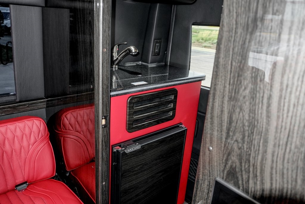2024 Mercedes Benz Sprinter 3500 photo 34