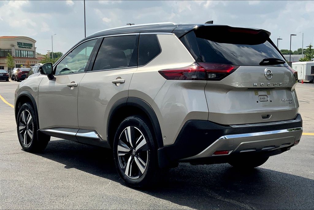 2021 Nissan Rogue Platinum photo 9