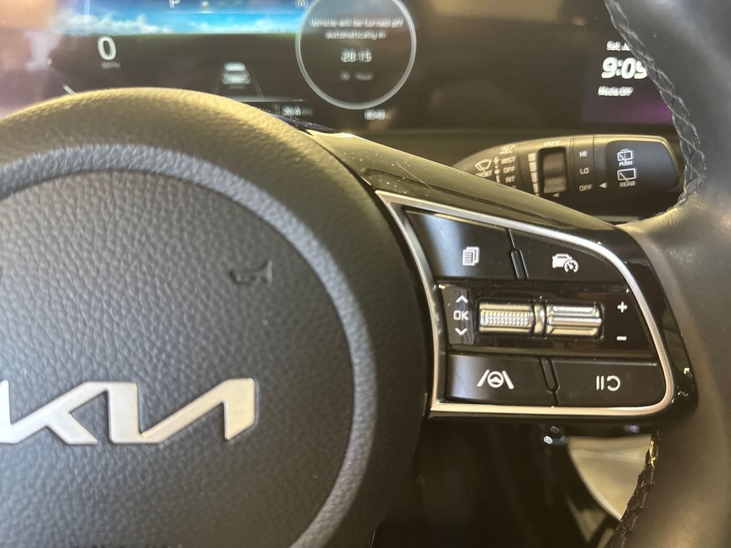 2024 Kia Seltos S photo 14