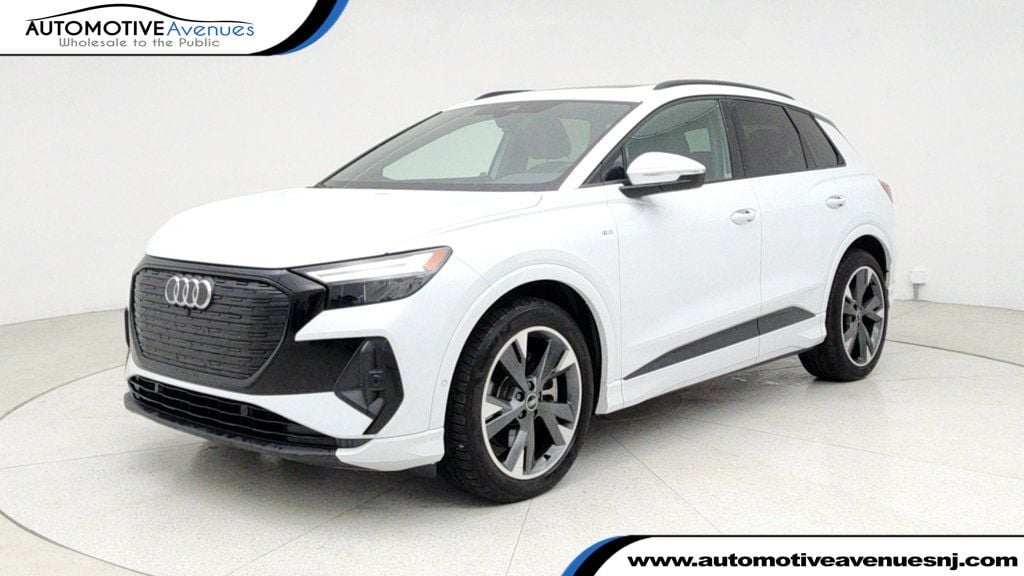 2024 Audi Q4 e-tron Premium Plus's photo