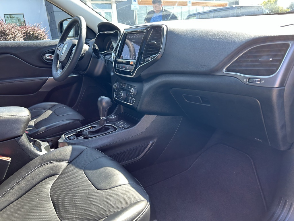 2022 Jeep Cherokee Limited photo 25