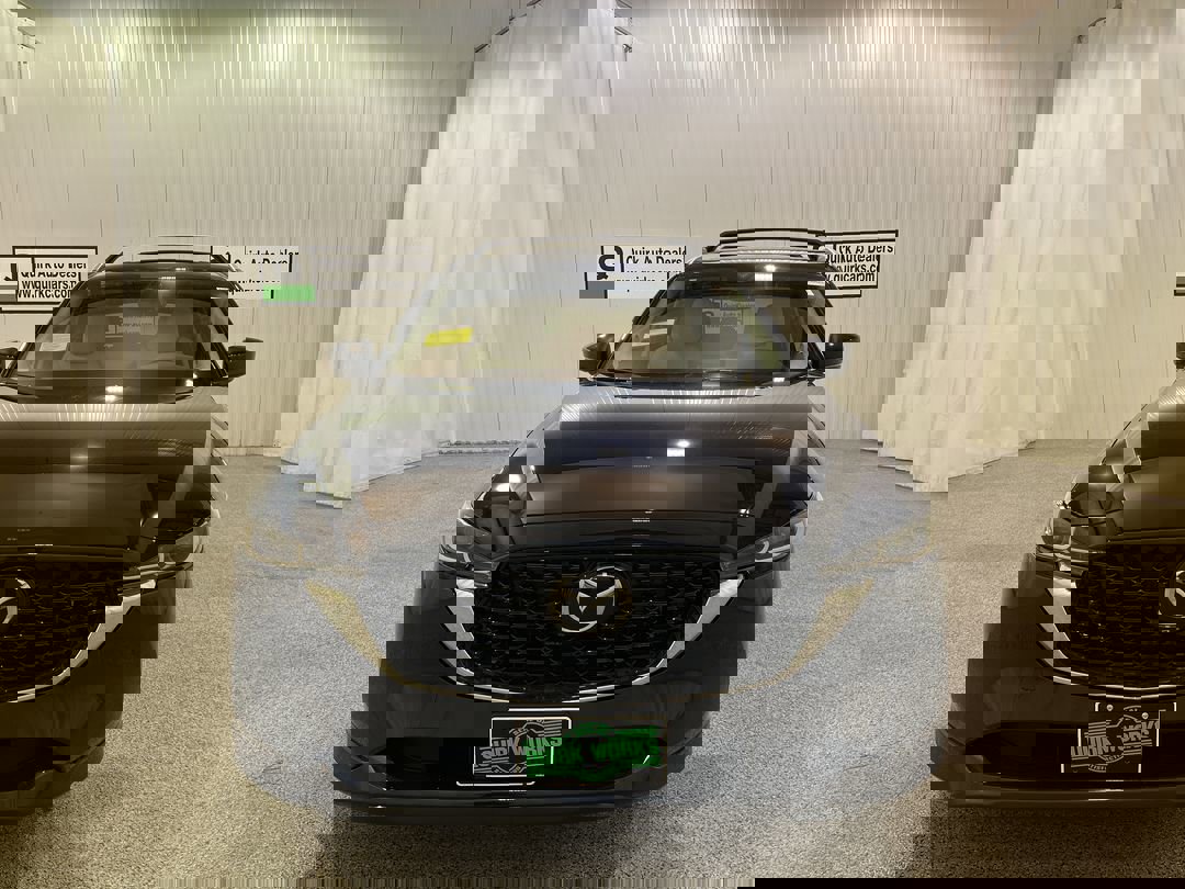 2025 Mazda CX-5 2.5 S Preferred photo 2