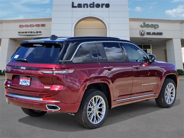2025 Jeep Grand Cherokee Summit photo 3