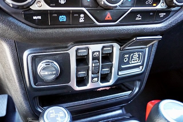 2024 Jeep Wrangler Sport S 4xe photo 28
