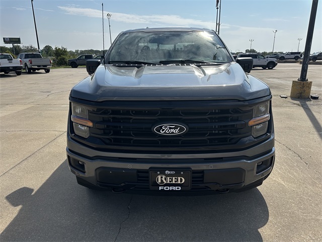 2025 Ford F-150 XLT photo 3