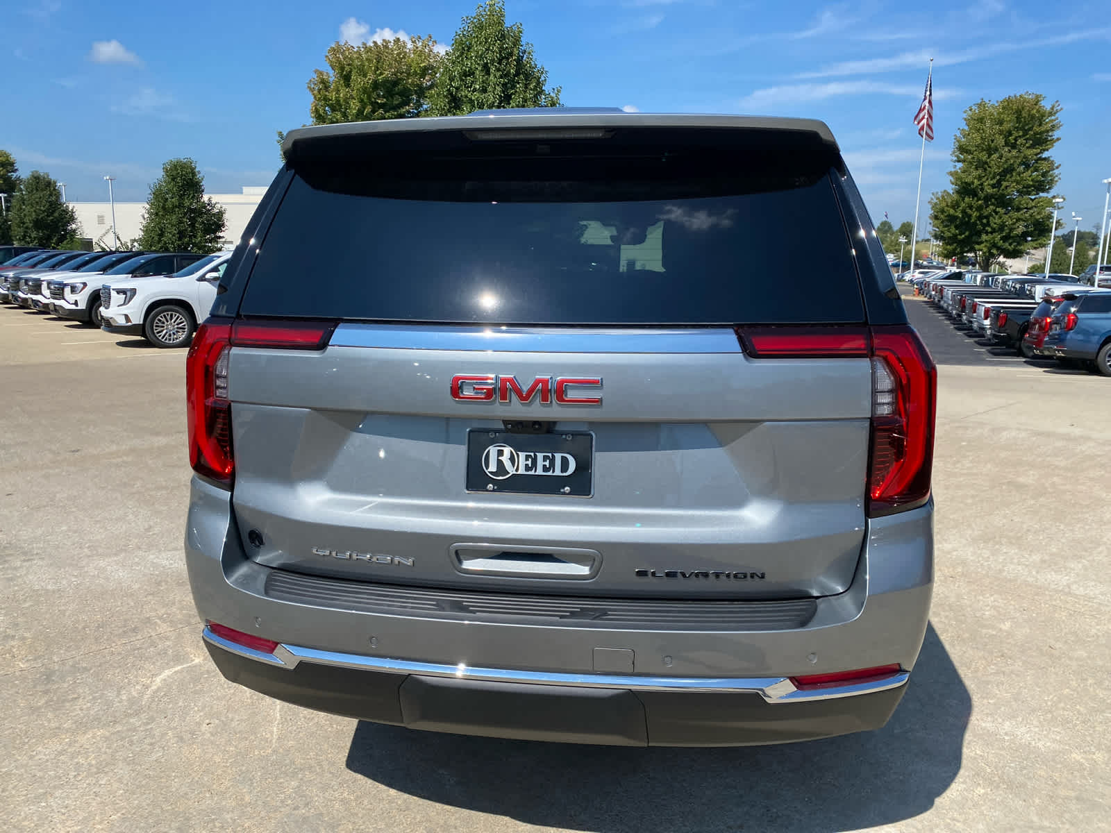 2025 Gmc Yukon photo 7