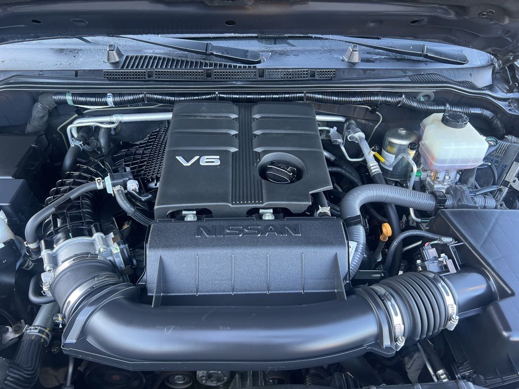 2021 Nissan Frontier Crew Cab photo 20
