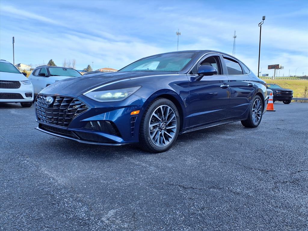 2022 Hyundai Sonata Limited's photo
