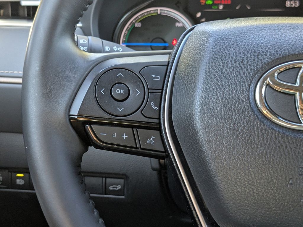 2023 Toyota Venza XLE photo 26