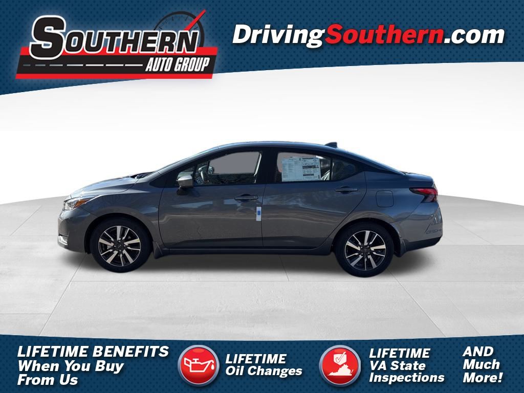 2025 Nissan Versa SV's photo