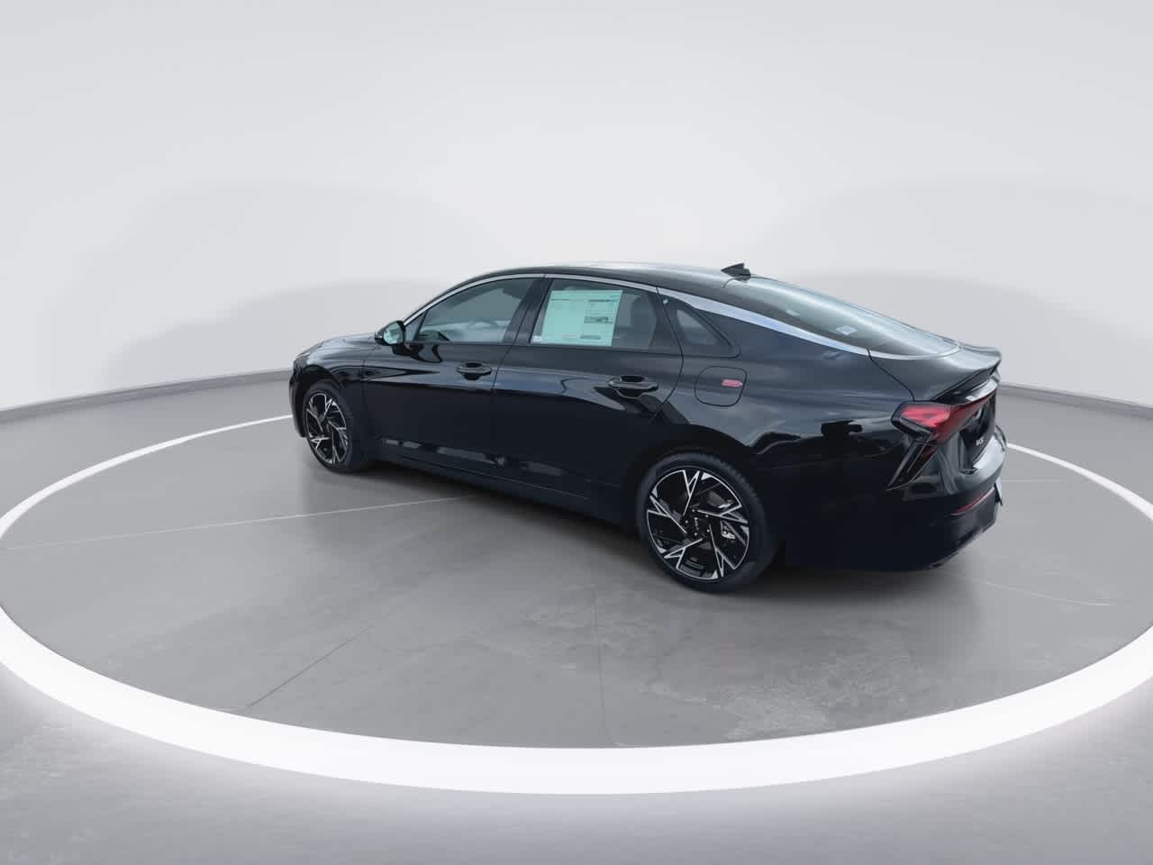 2025 Kia K5 GT-Line photo 6