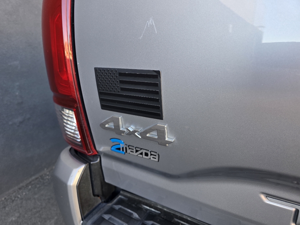 2020 Toyota Tacoma SR5 photo 10