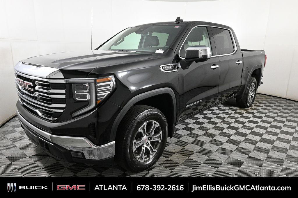 2025 GMC Sierra 1500 SLT's photo