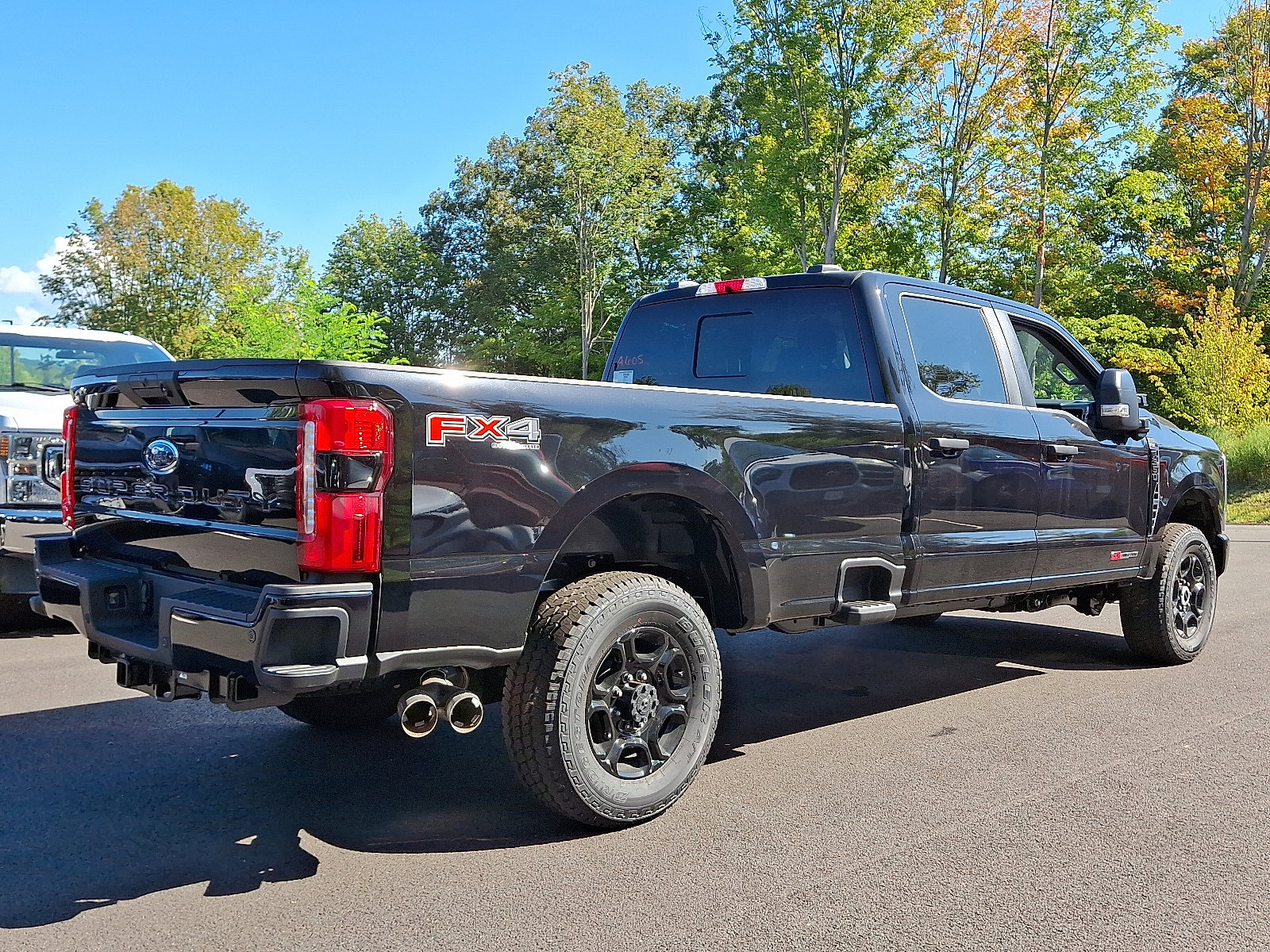 2026 Ford F-350 XL photo 4