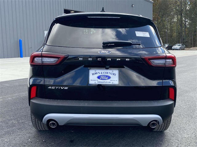 2025 Ford Escape Active photo 2