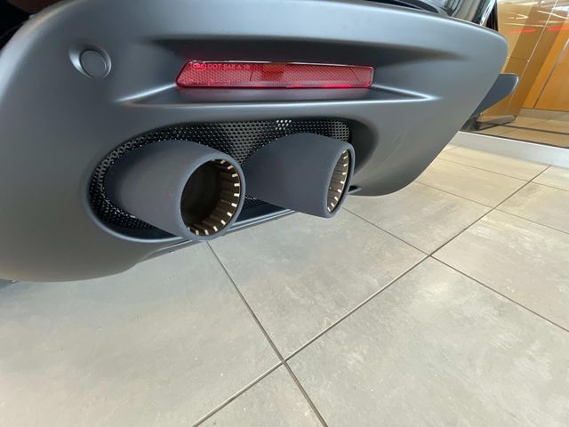 2024 Ferrari Roma Base photo 28