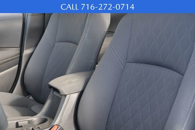 2023 Toyota Corolla LE photo 4