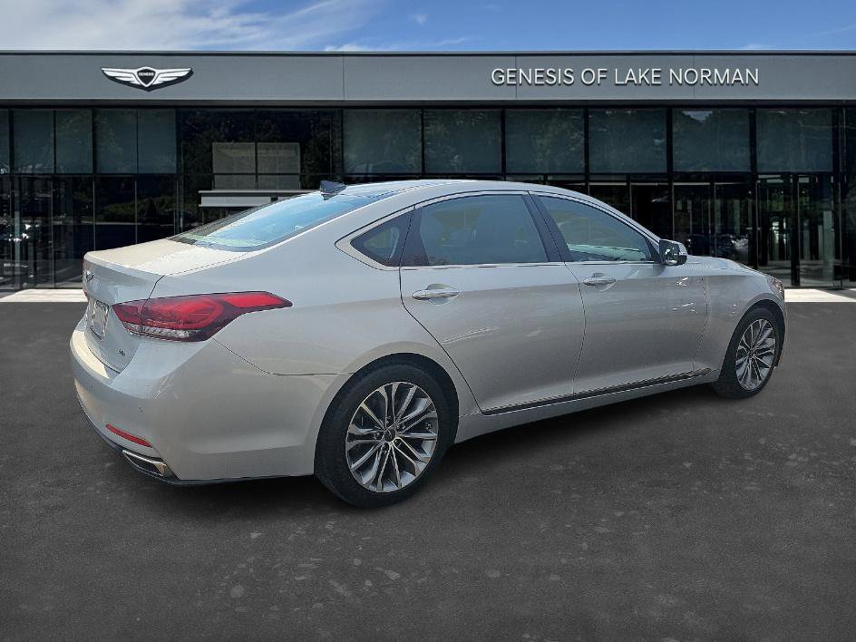 2017 Genesis G80 Premium photo 4