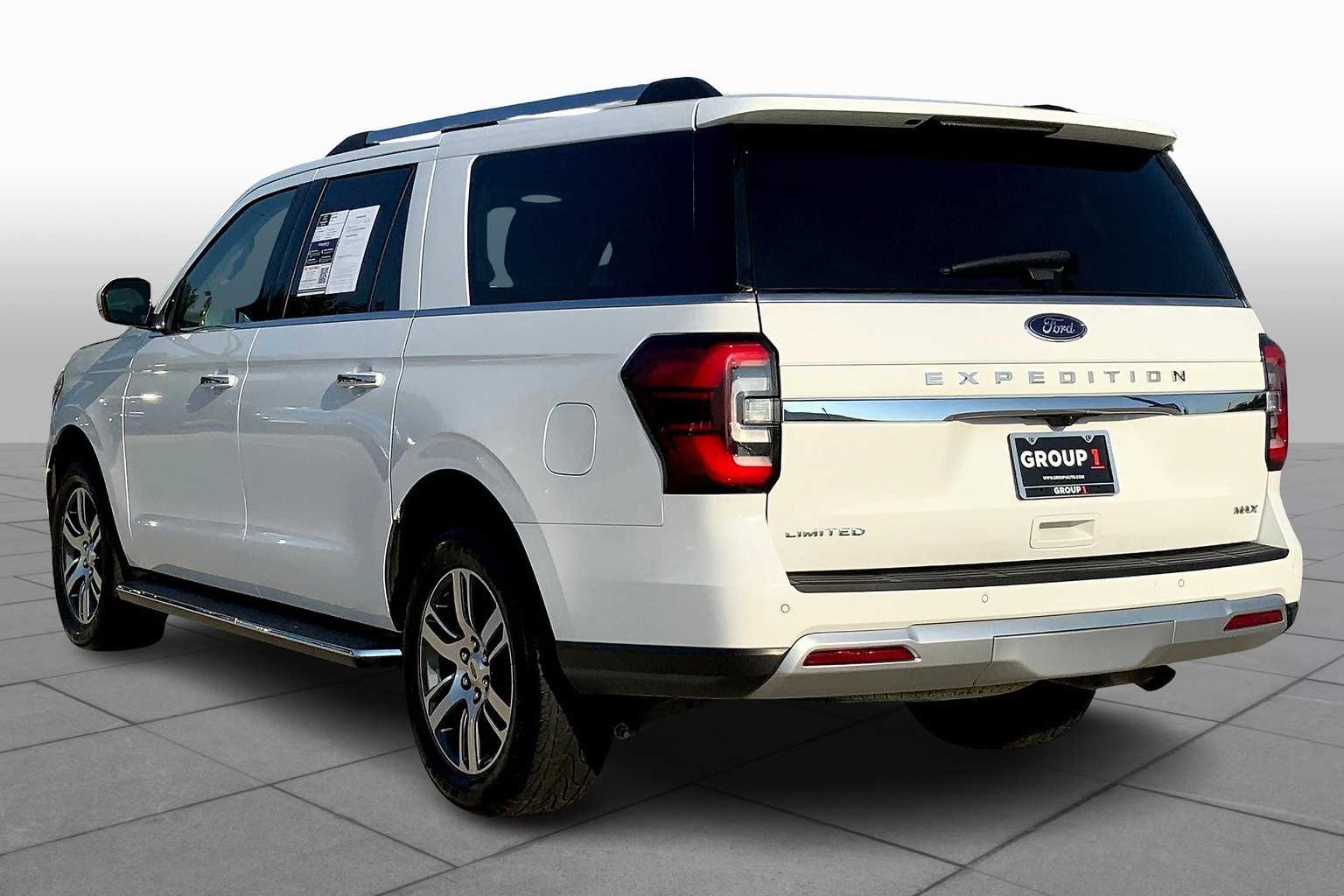 2023 Ford Expedition MAX Limited photo 10