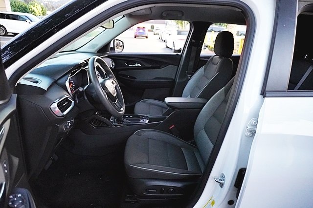 Used 2022 White Chevrolet LT image 13