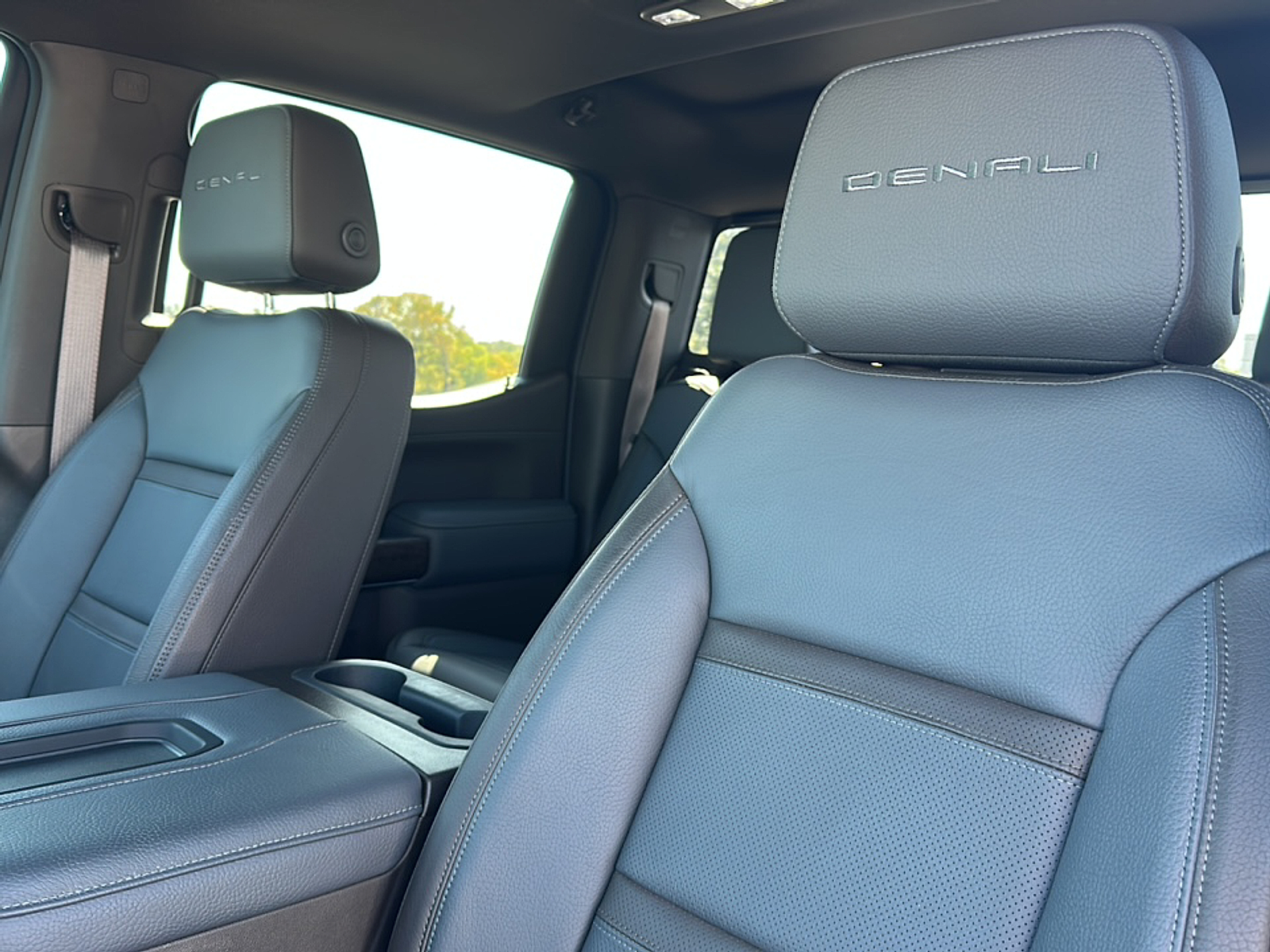 2022 Gmc Sierra 1500 Limited Denali photo 4