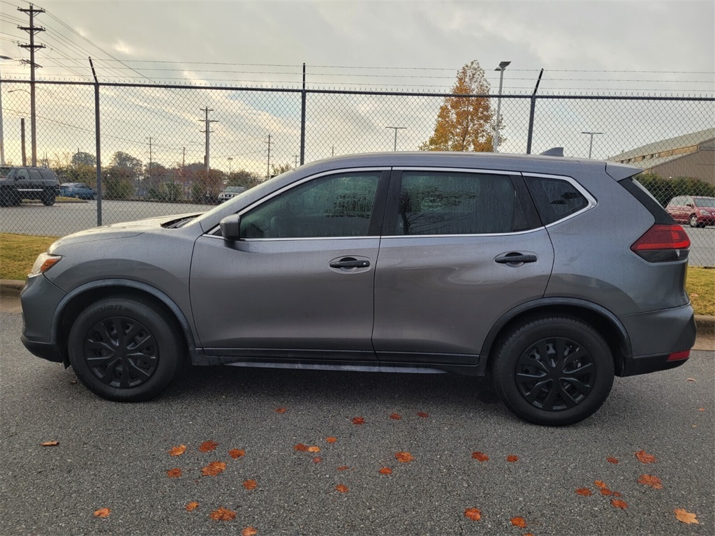 2020 Nissan Rogue S photo 4