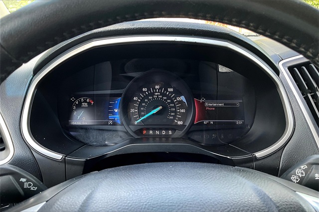 2020 Ford Edge SEL photo 20