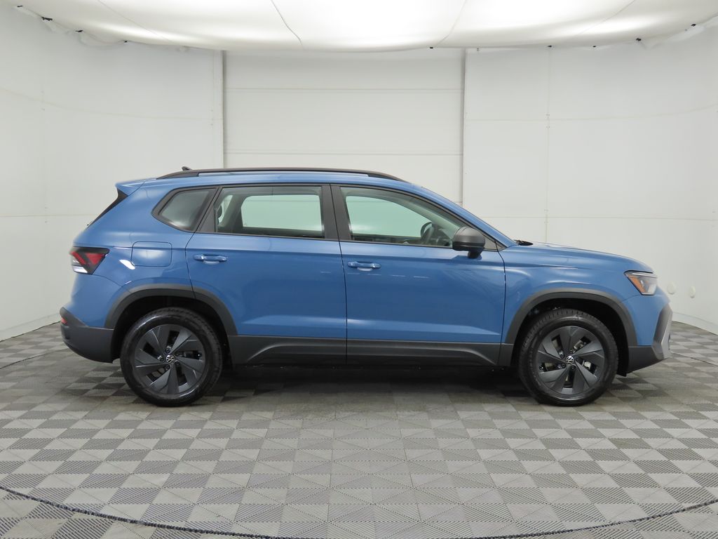 2025 Volkswagen Taos S photo 4