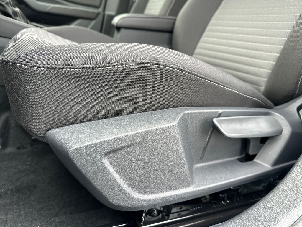 2026 Volkswagen Jetta 1.5T S photo 4