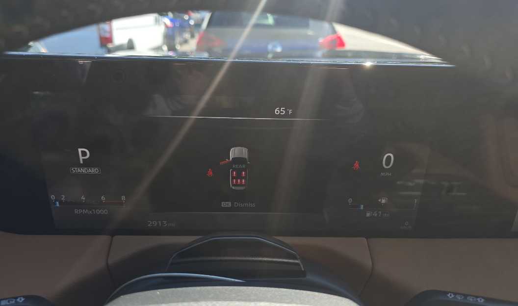 2025 Nissan Armada SL photo 5