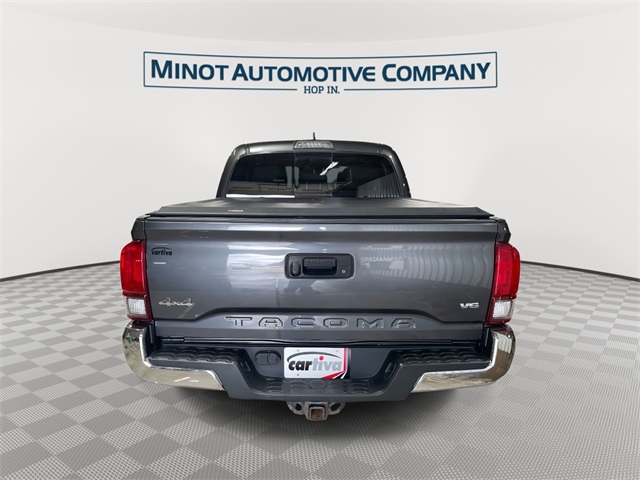 2018 Toyota Tacoma SR5 photo 3