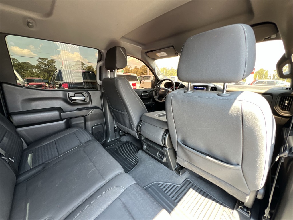 2023 Chevrolet Silverado 1500 Custom photo 17