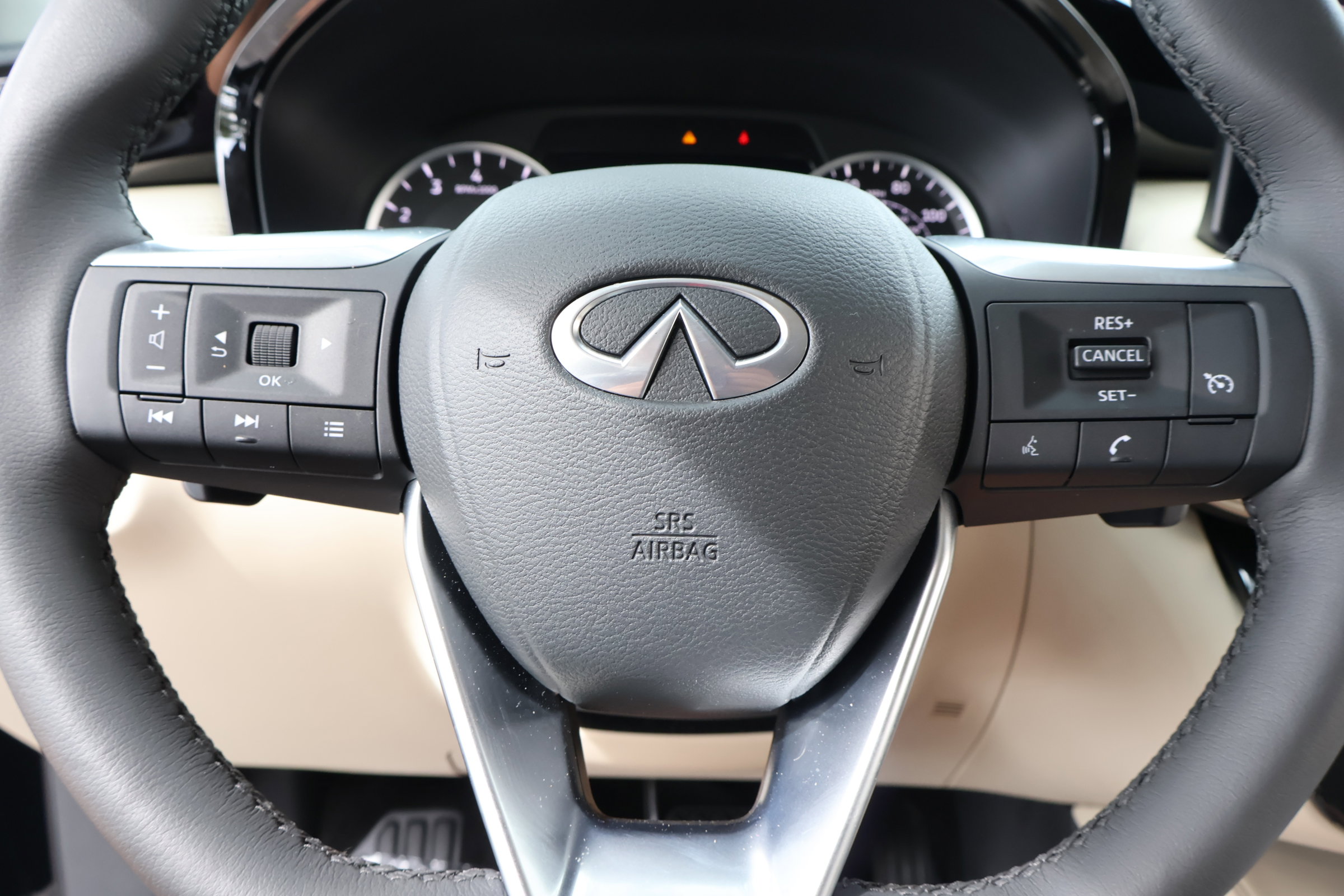 2025 Infiniti QX60 Pure photo 24