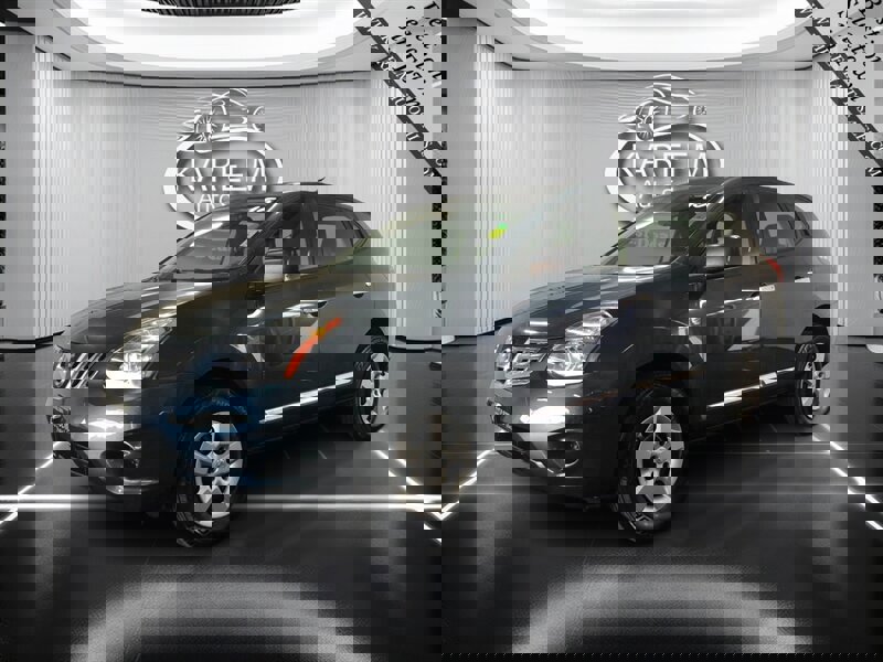 2015 Nissan Rogue Select S's photo