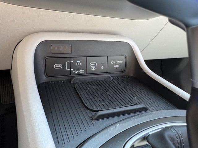 2026 Hyundai Kona SEL photo 37