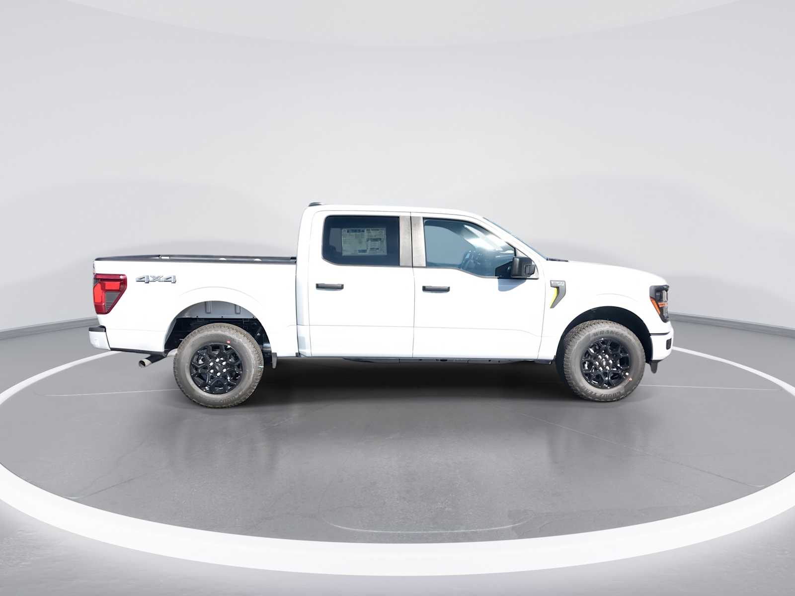 2025 Ford F-150 STX photo 9
