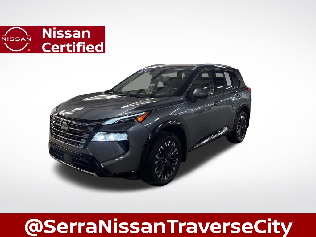 2024 Nissan Rogue Platinum's photo