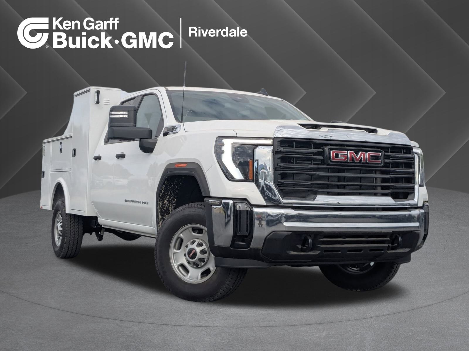 2025 GMC Sierra 2500HD Pro's photo