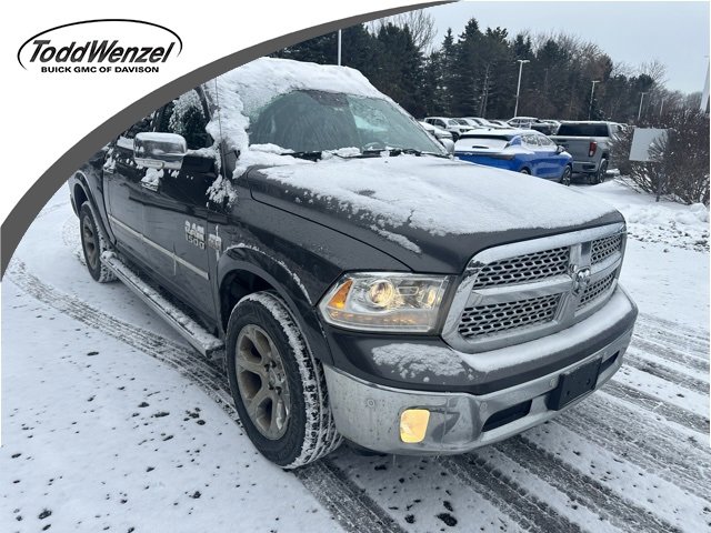 2016 RAM Ram 1500 Pickup Laramie's photo