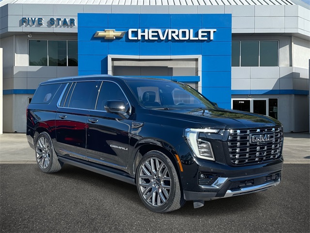 2025 GMC Yukon XL Denali Ultimate's photo