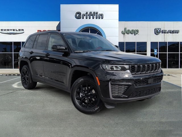2026 Jeep Grand Cherokee Altitude's photo