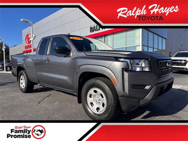 2022 Nissan Frontier S