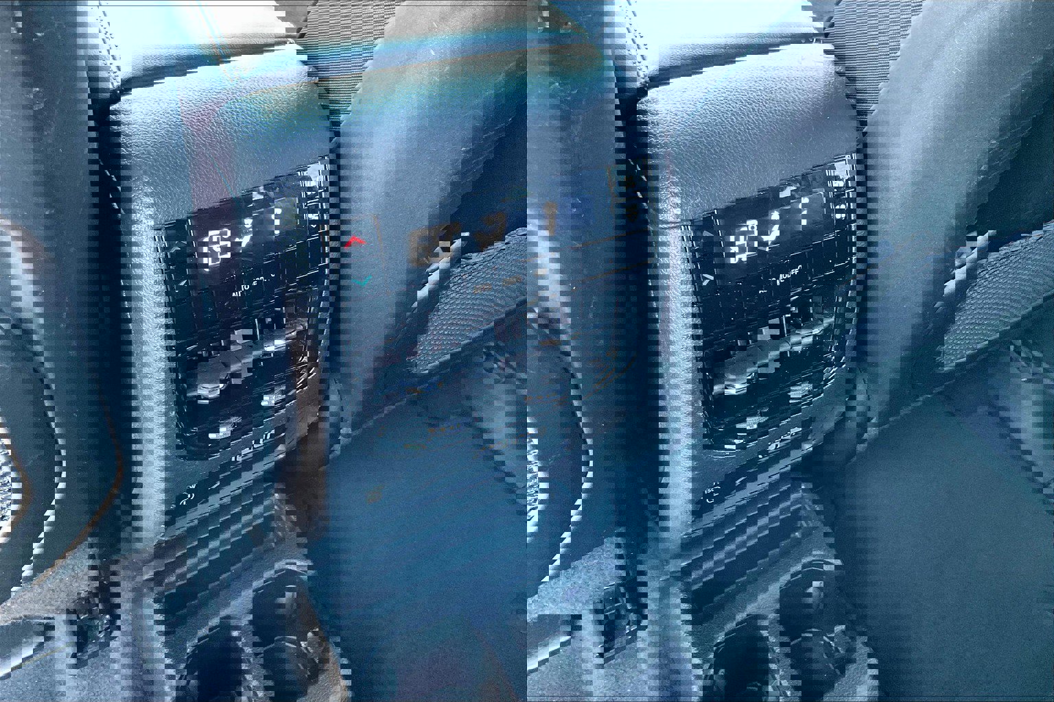 2023 Jeep Grand Cherokee Altitude photo 28