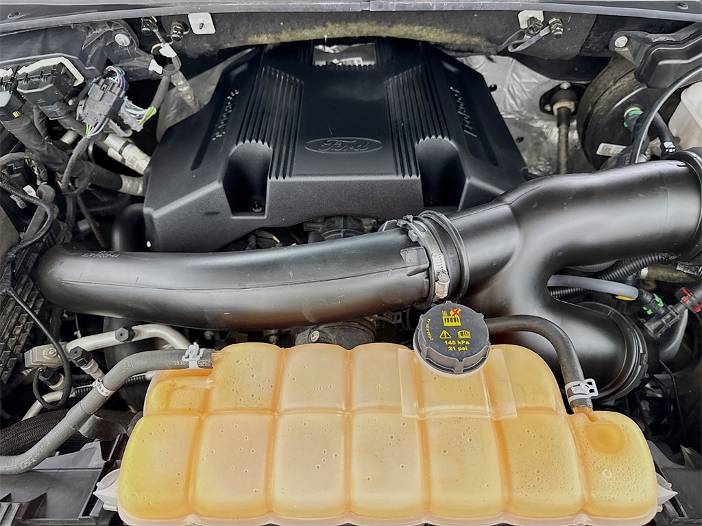 2018 Ford F-150 XLT photo 20