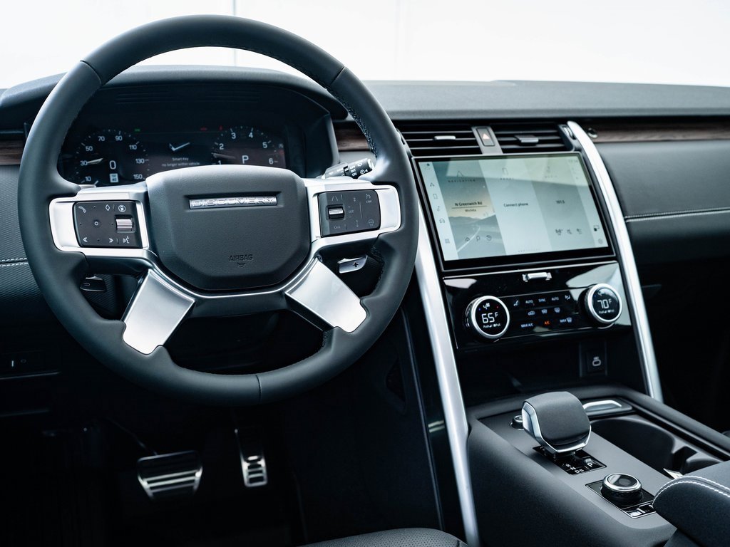 2025 Land Rover Discovery SE photo 23