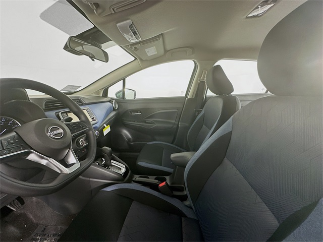 2025 Nissan Versa SV photo 20