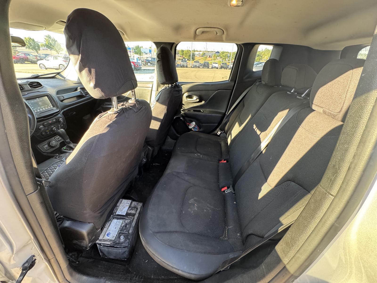 2019 Jeep Renegade Altitude photo 13