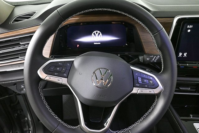 2026 Volkswagen Atlas SE Technology photo 7