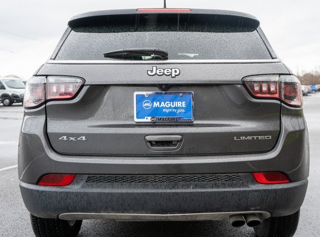 2022 Jeep Compass Limited photo 2