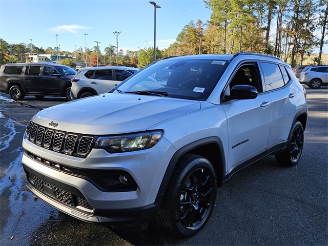 2026 Jeep Compass Latitude Altitude photo 3